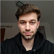 Profesor de ESO e incluso bachillerato muy hábil con las matemáticas y economía, apasionado de la sintaxis y la historia y buenos conocimientos en historia, física y biología